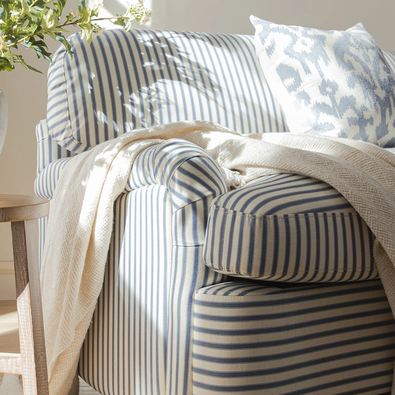 Daphnis Blue Striped Linen Blend Fabric Sofa Bed, Loveseat - Image 9