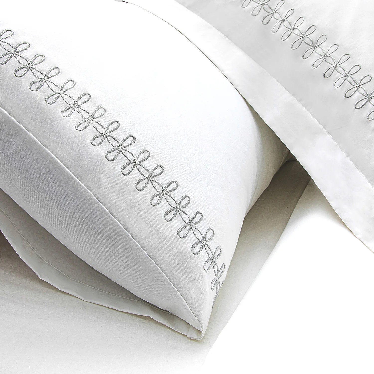 Milano Glacier Grey Knot Embroidered 600 Thread Count Cotton Sateen Duvet Set - Image 5